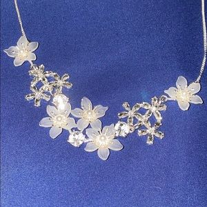 Flower necklace
